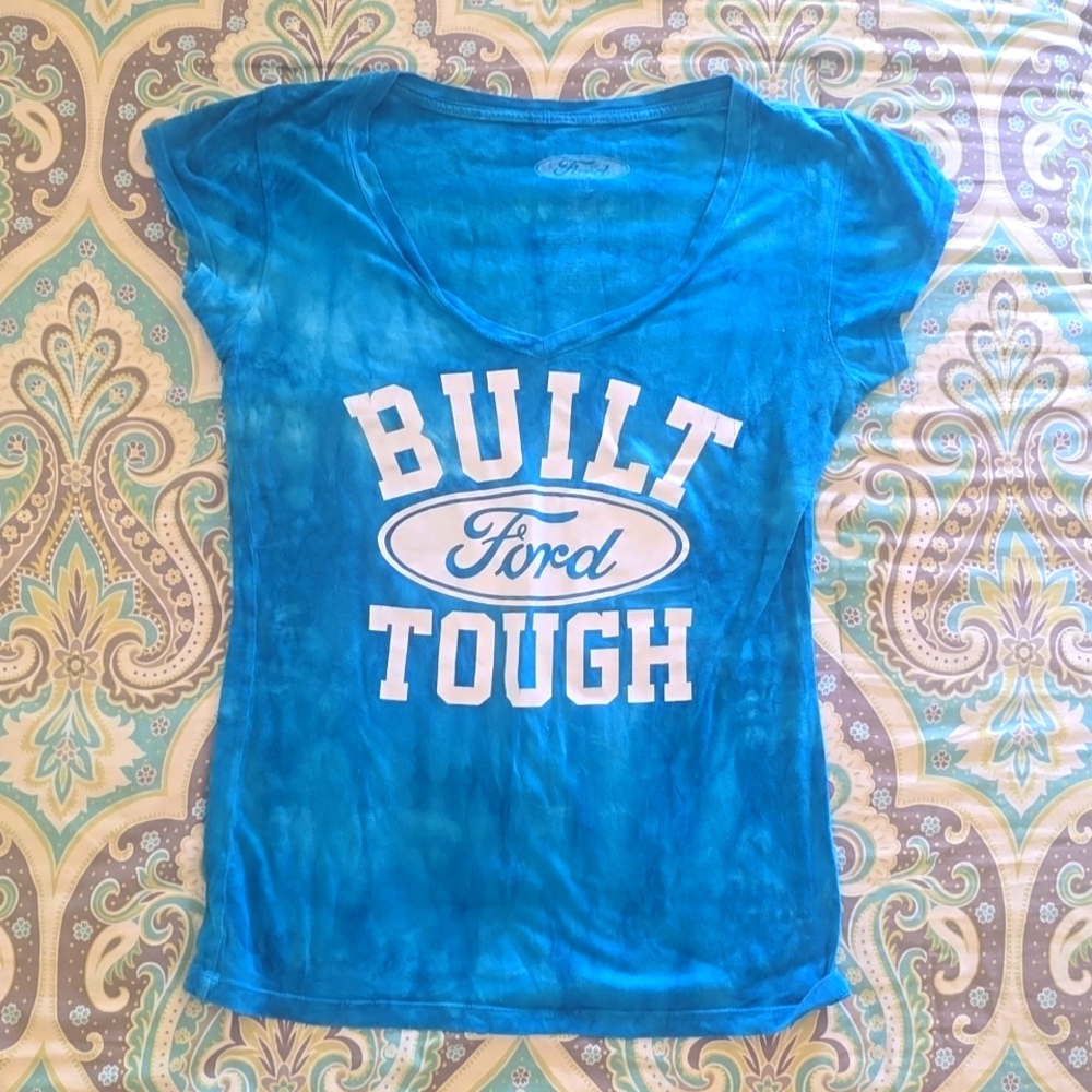 Cute aqua blue Ford graphic t-shirt